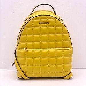 MICHAEL KIRS SHEILA DAISY YELLOW
MEDIUM BACKPACK